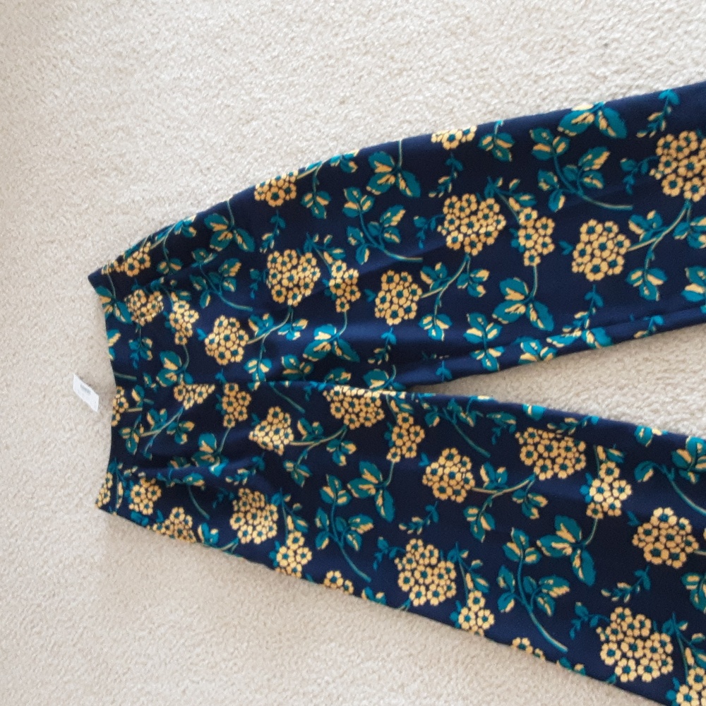 Floral Navy and Yellow Women's Petite Pullon Pants